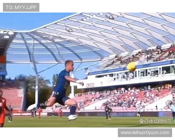 人人看球：利用智能设备实现多角度观看足球比赛的实用技巧分享